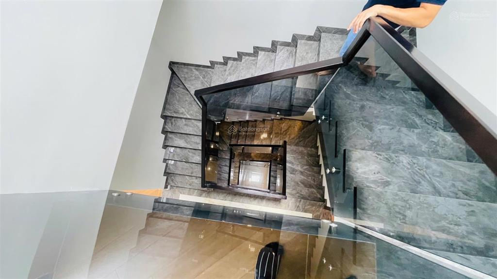 Bán nhà đẹp hiện đại đường số 47 mỹ gia gói 4 trung tâm nha trang (đầy đủ nội thất)