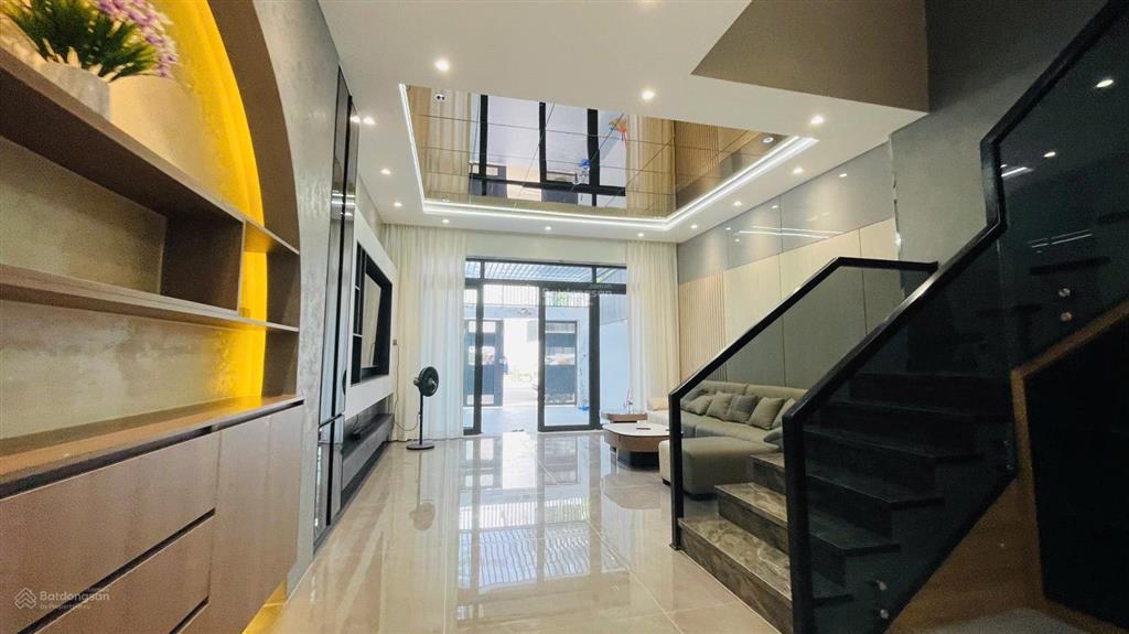 Bán nhà đẹp hiện đại đường số 47 mỹ gia gói 4 trung tâm nha trang (đầy đủ nội thất)
