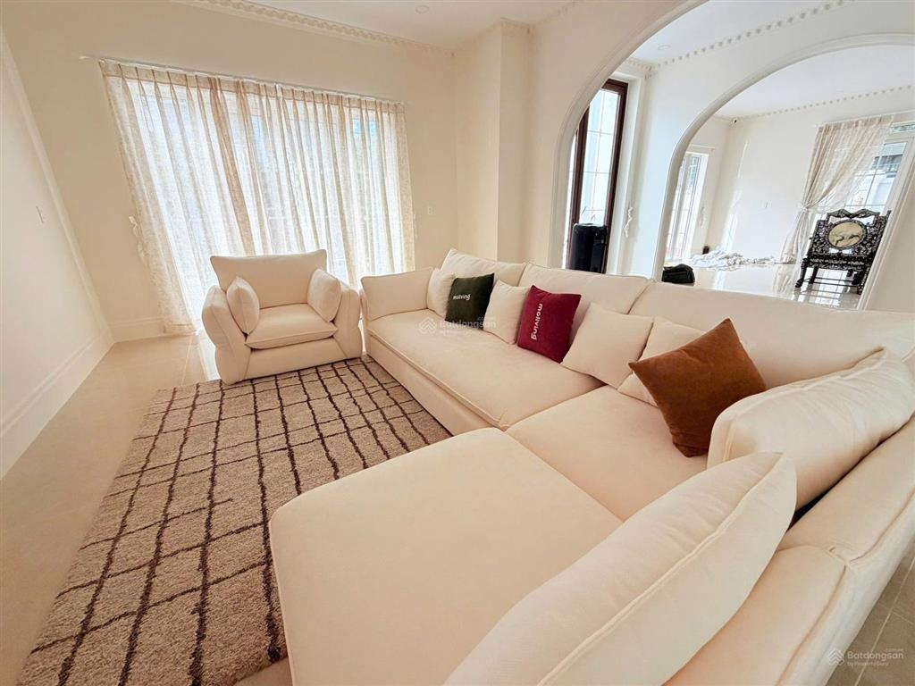 Biệt thự full nội thất cao cấp khu vip an ninh vcn phước hải nha trang
