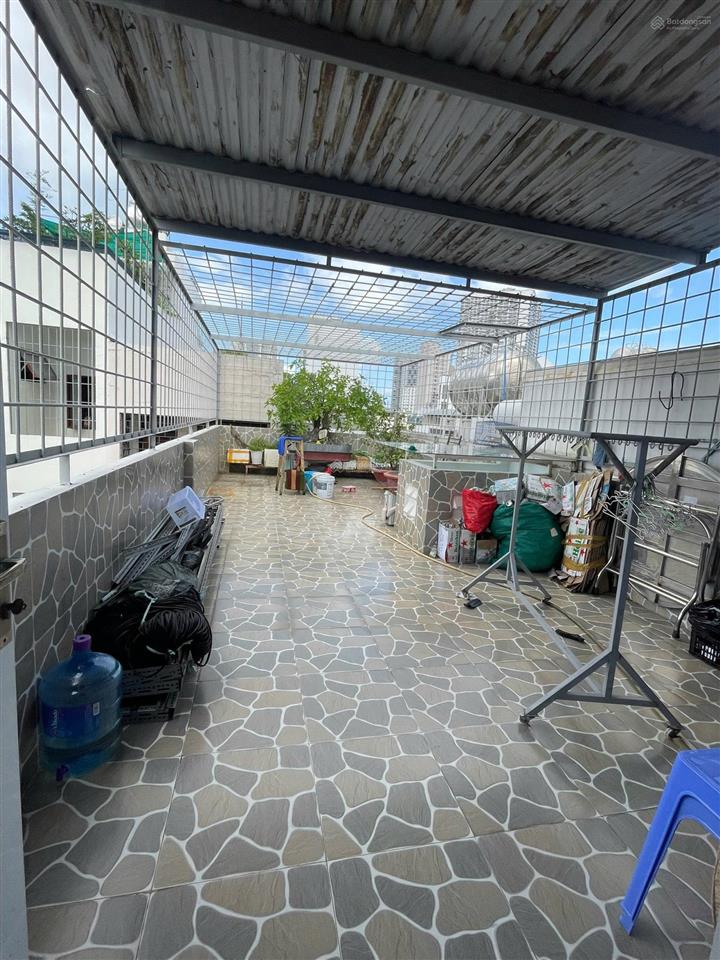 Bán nhà 4 tầng mặt tiền đường hồng bàng trung tâm nha trang thuận tiện ở và kinh doanh lâu dài