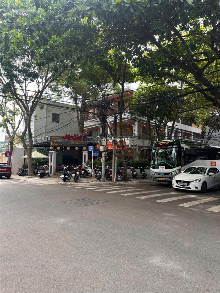 Căn góc đẹp 4 tầng mặt tiền lam sơn, trung tâm nha trang (đang kinh doanh cho thuê 88tr/th)