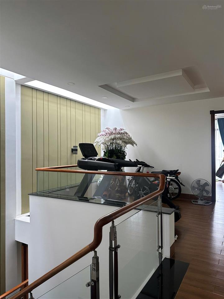 Nhà 4 tầng đầy đủ nội thất mặt tiền văn tiến dũng kđt vcn phước hải nha trang