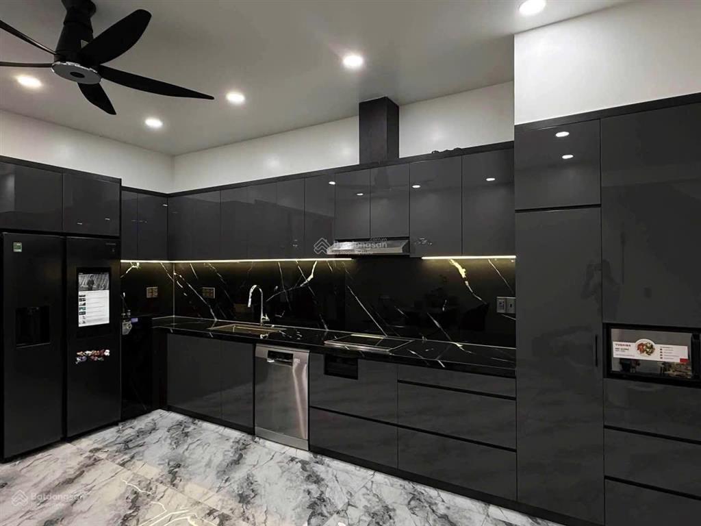Bán nhà thiết kế hiện đại đầy đủ nội thất gói 5 kđt mỹ gia nha trang