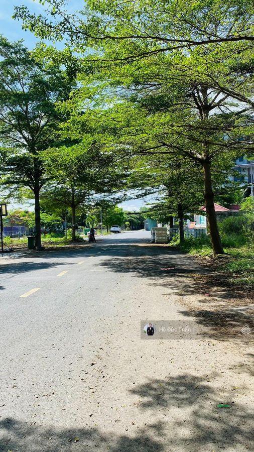 Bán lô góc 126,5m2 vị trí đẹp thuộc dự án kdc hưng phú, phường phước long, tp. hcm giá tốt