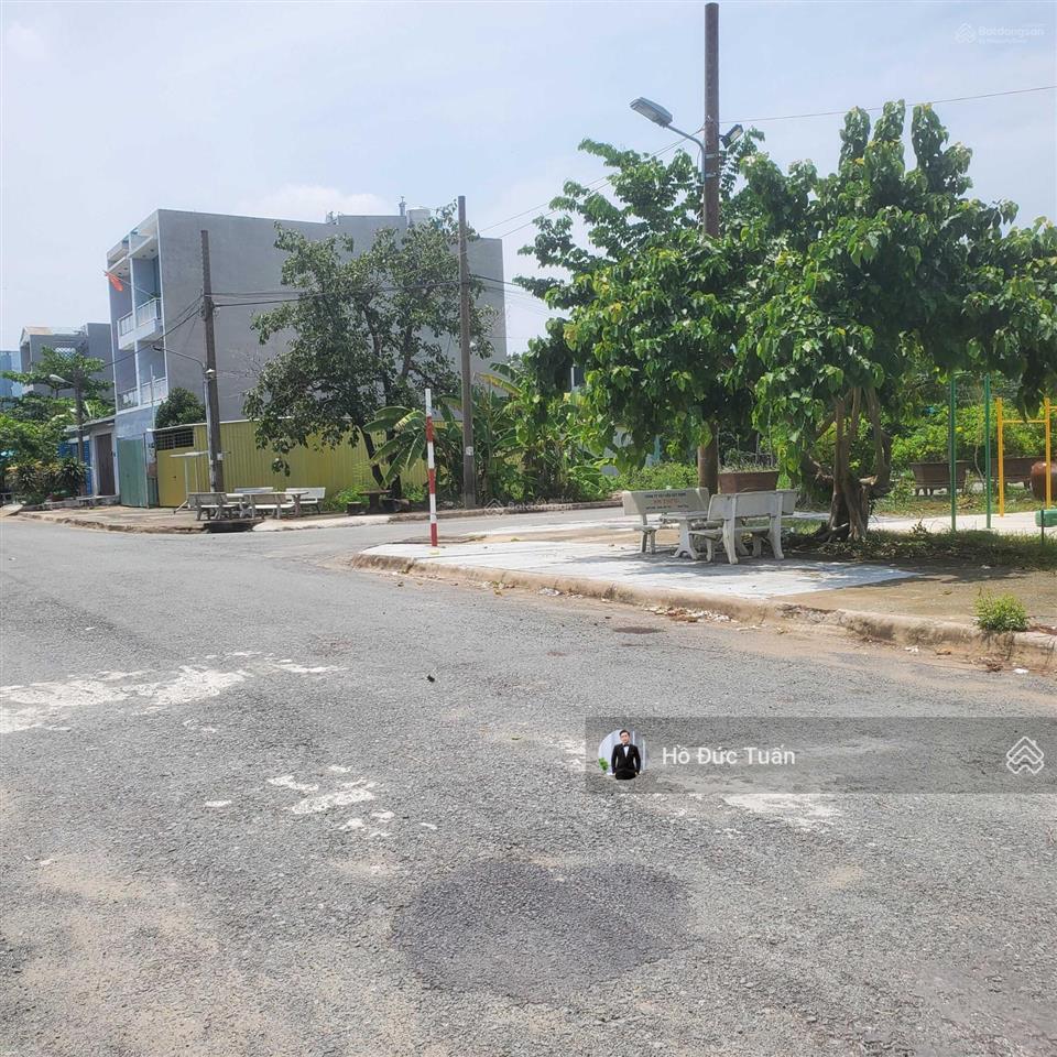 Bán lô đất biệt thự mặt tiền sông thuộc dự án đông dương long trường, tp.hcm giá chỉ gần 39tr/m2