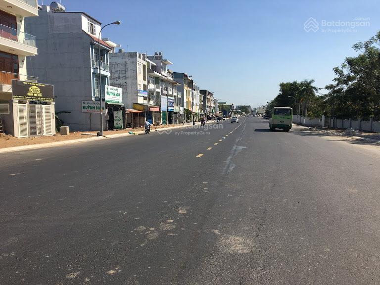 Bán nhà mặt tiền đường 30m liên phường, phú hữu, quận 9 cũ đang kinh doanh thu nhập tốt
