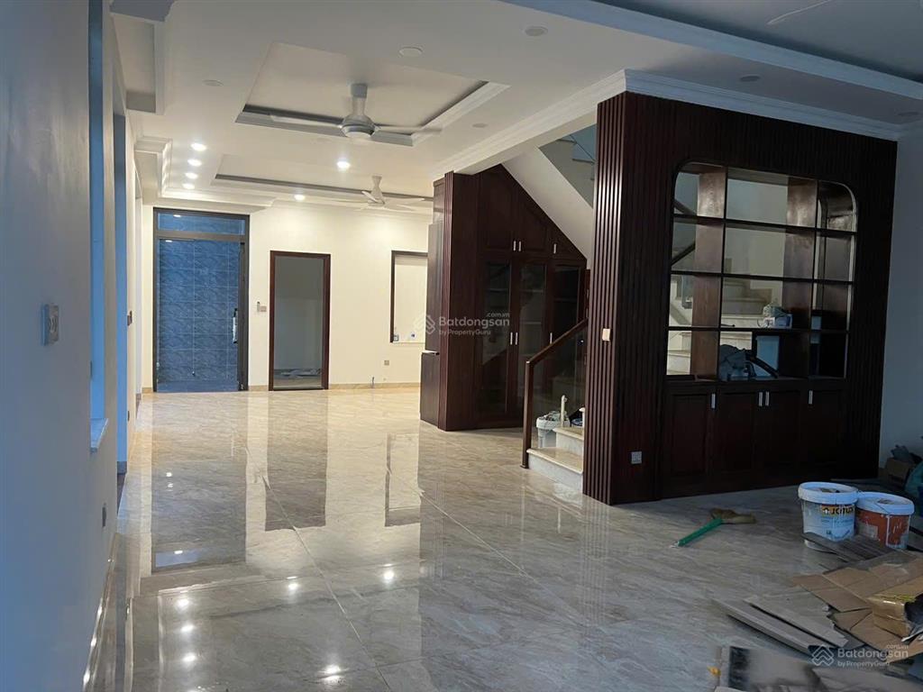 Cho thuê nhà riêng biệt thự 5pn, 5wc tại bưng ông thoàn, 22,5 triệu, 200m2