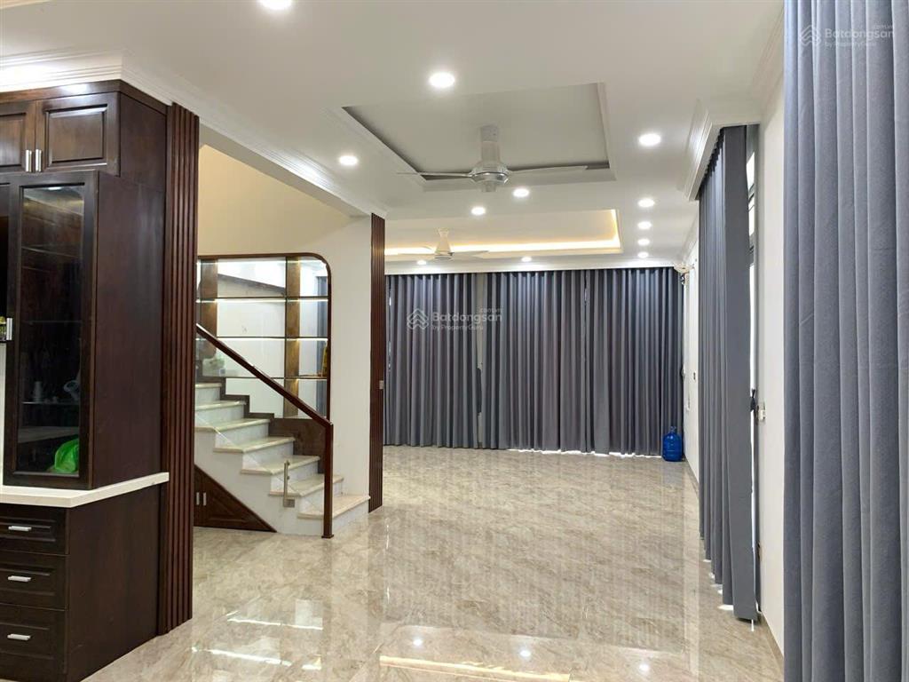Cho thuê nhà riêng biệt thự 5pn, 5wc tại bưng ông thoàn, 22,5 triệu, 200m2