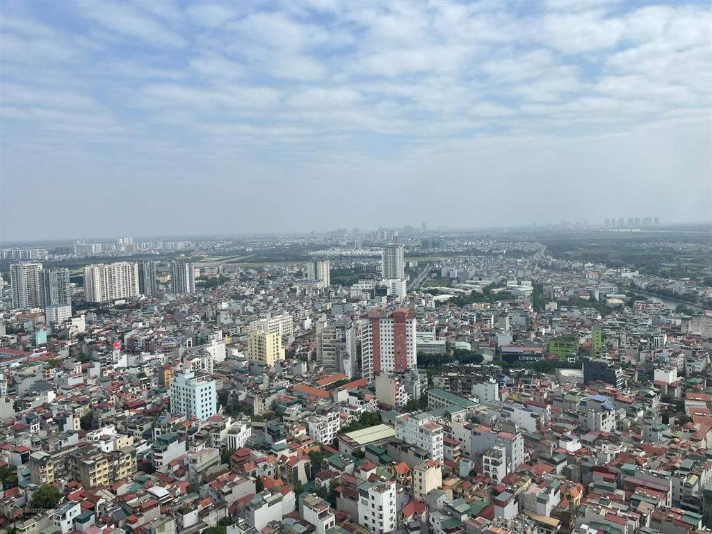 Chính chủ cần bán penthouse mipec long biên, 326m2 đông nam, view sông hồng