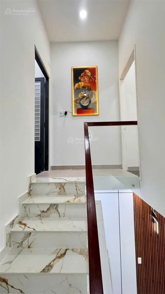 20  bán nhà 4,1m x20m đường lê đại hành p11 q11 gần lữ gia