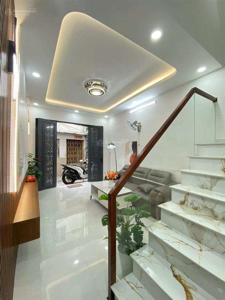 20  bán nhà 4,1m x20m đường lê đại hành p11 q11 gần lữ gia