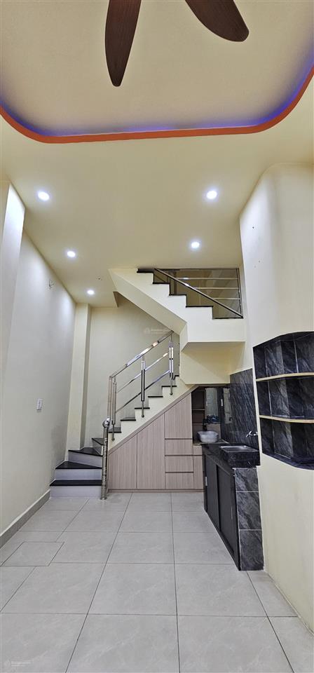 Bán nhà mới 341/14k lạc long quân, quận 11 3,2x7m trệt 2 lầu sân thượng 4 tỷ 990
