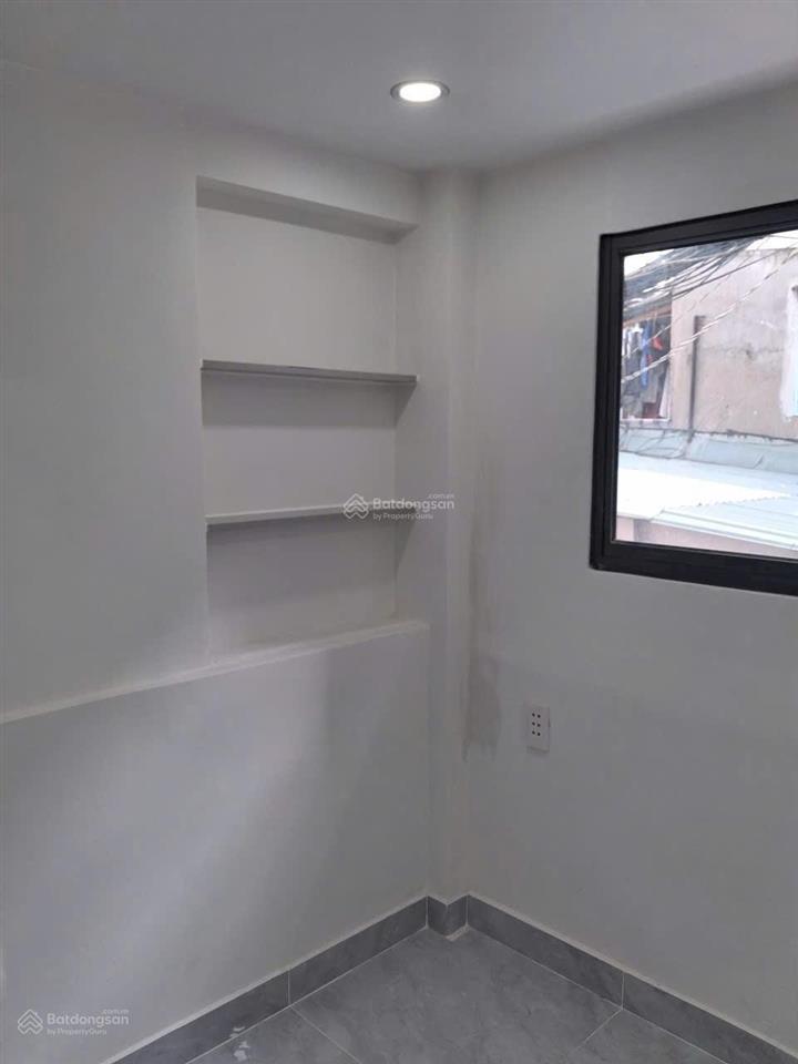Nhà hẻm 6m q11  2pn, 2wc  gần bình thới  ở & kinh doanh  2,8 tỷ tl
