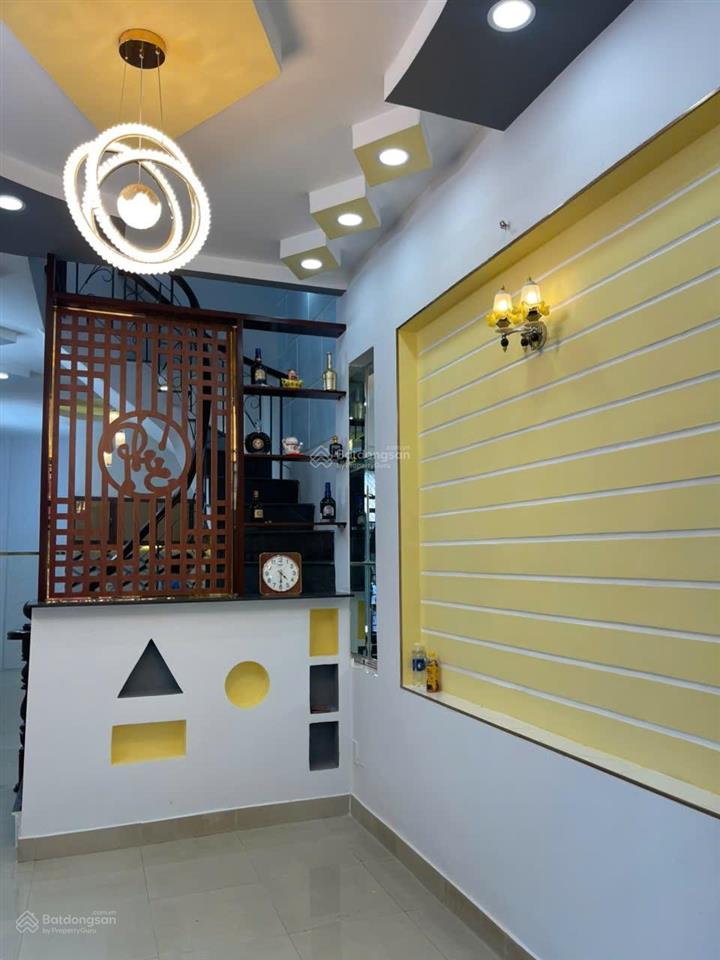 Nhà mới 2 lầu, hẻm xe hơi đường âu cơ quận 11