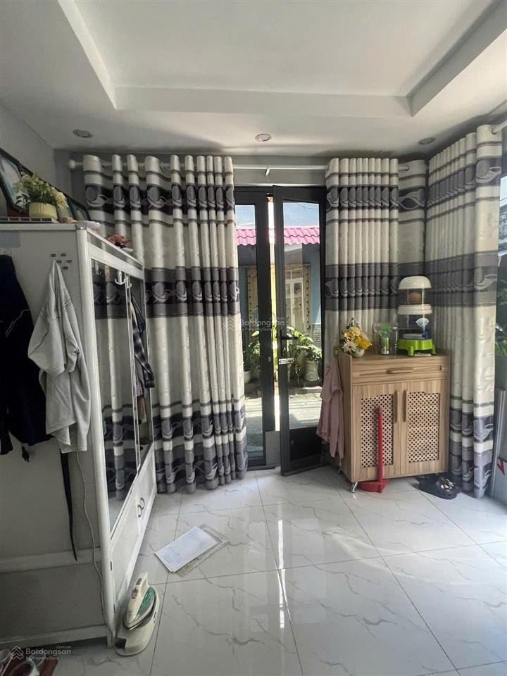 Bán nhà mặt tiền khu 341 lạc long quân q11 gần chợ hoa đầm sen
