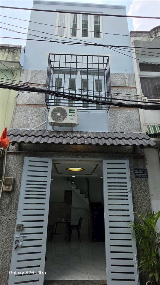 Bán nhà 3 tầng xe hơi đậu cửa 4pn, huỳnh văn chính tân phú chỉ 3 tỷ 200