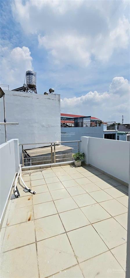 Bán nhà đường hàn hải nguyên p. minh phụng (q.11 cũ) có 4pn3wc