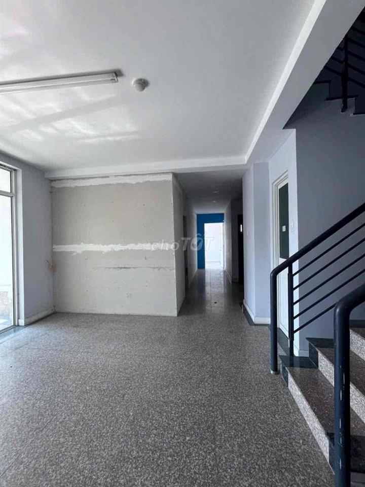 Cho thuê shophouse chung cư Hoàng Anh Gold House, 220m2, 15 triệu