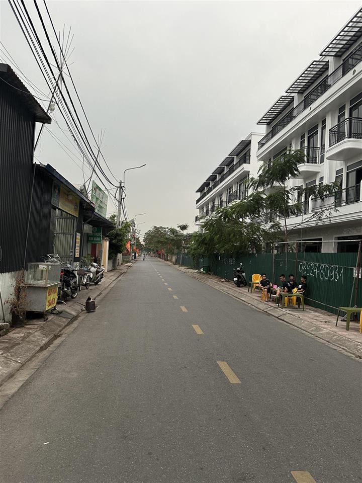 Bán nhà mặt đường 32m giá chỉ 4.3tỷ. tại dự án him lam central park an hồng  hải phongg