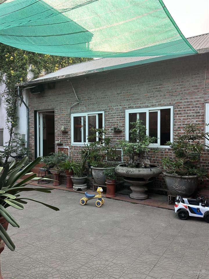Bán nhà mặt đường tuyến 2 trường chinh  kiến an . thuận tiện kinh doanh khai thác dòng tiền.