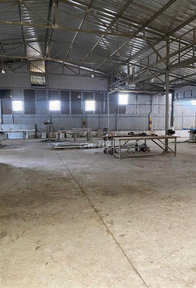 Nhà xưởng cho thuê Đặng Thúc Vĩnh , Hóc Môn , DT: 500m2