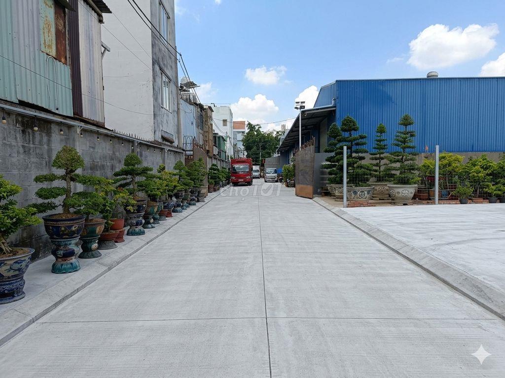 Kho xưởng cho thuê , Quận 12 , DT: 300/ 600 / 1,200m2