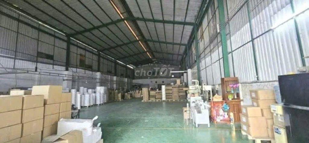 Kho xưởng cho thuê An Phú Đông , QUận 12 , DT: 1,400m2