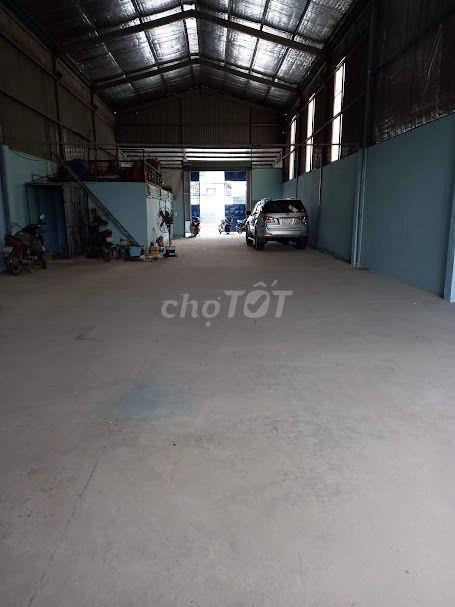 Kho xưởng cho thuê An Phú Đông , Quận 12 , DT: 1,400m2