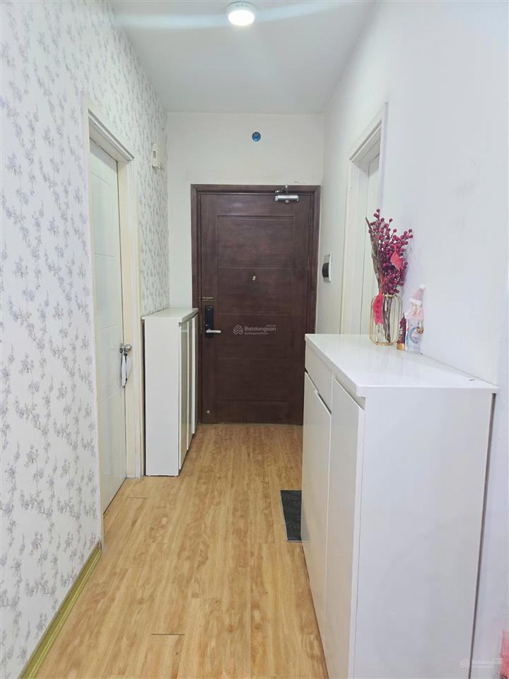 Chính chủ, giá thật, ảnh thật, tôi cần bán căn hộ 3 pn, 2wc, nhà thoáng mát, tầng thấp