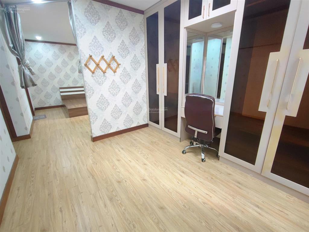 Bán căn hộ giai việt 3 phòng ngủ full nội thất