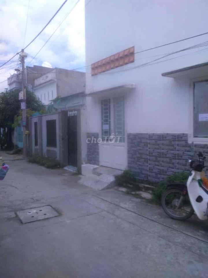 nhà nguyên căn cho thuê hxh