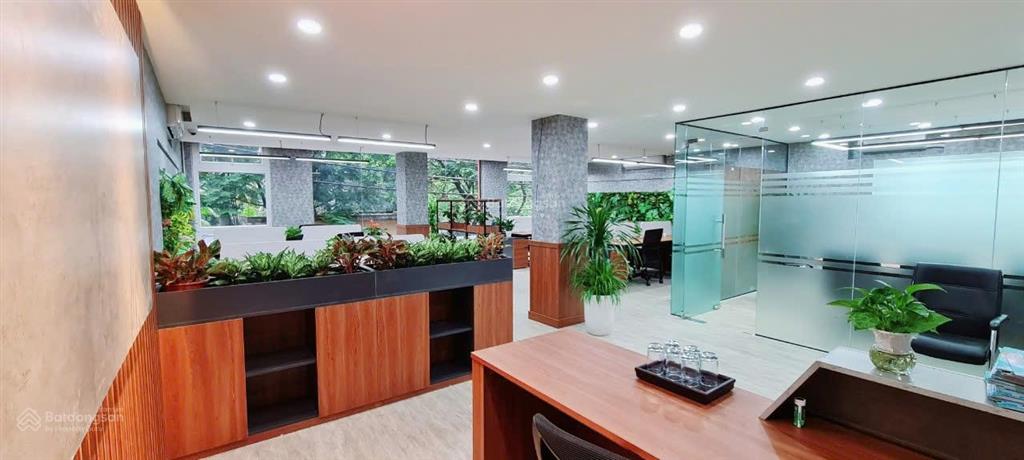 Cho thuê tầng 2 tòa nhà 8 tầng cao cấp gần quận ủy q.hoàng mai,gần ngã ba linh đàm đường giải phóng