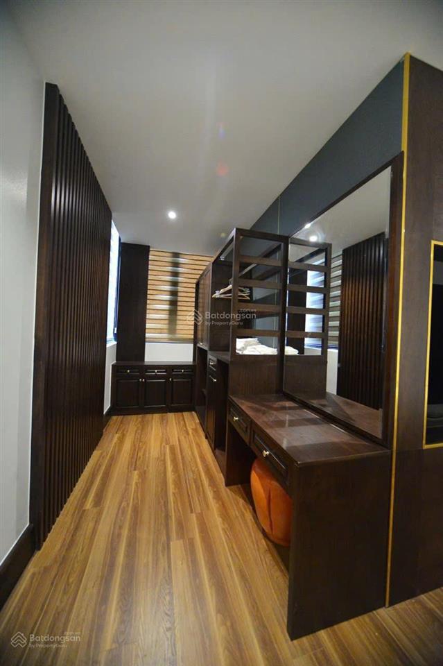 Bán shophouse view đẹp ở mon bay hạ long, 75 tỷ vnd, 242m2, 6 tầng