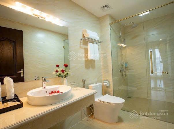 Bán shophouse view đẹp ở mon bay hạ long, 75 tỷ vnd, 242m2, 6 tầng