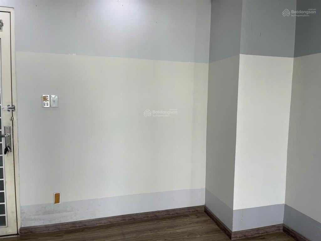 Chủ cần tiền bán gấp căn 70m2 ehoms giá 2,8ty 2pn + cạnh khu đô thị global city 1phut!