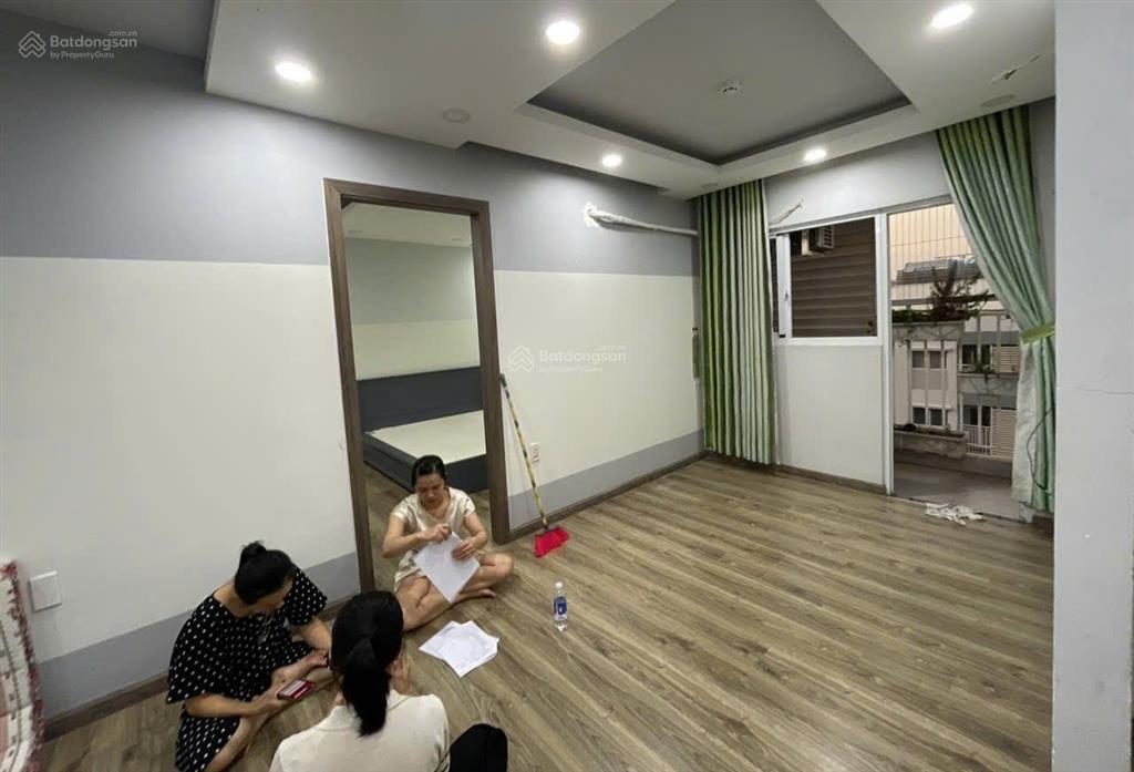 Chủ cần tiền bán gấp căn 70m2 ehoms giá 2,8ty 2pn + cạnh khu đô thị global city 1phut!