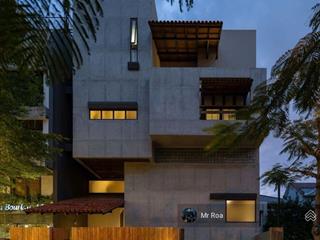 Bán biệt thự nghỉ dưỡng sát biển mỹ khê, 234m2 với phong cách thiết kế sang trọng, chỉnh chu.