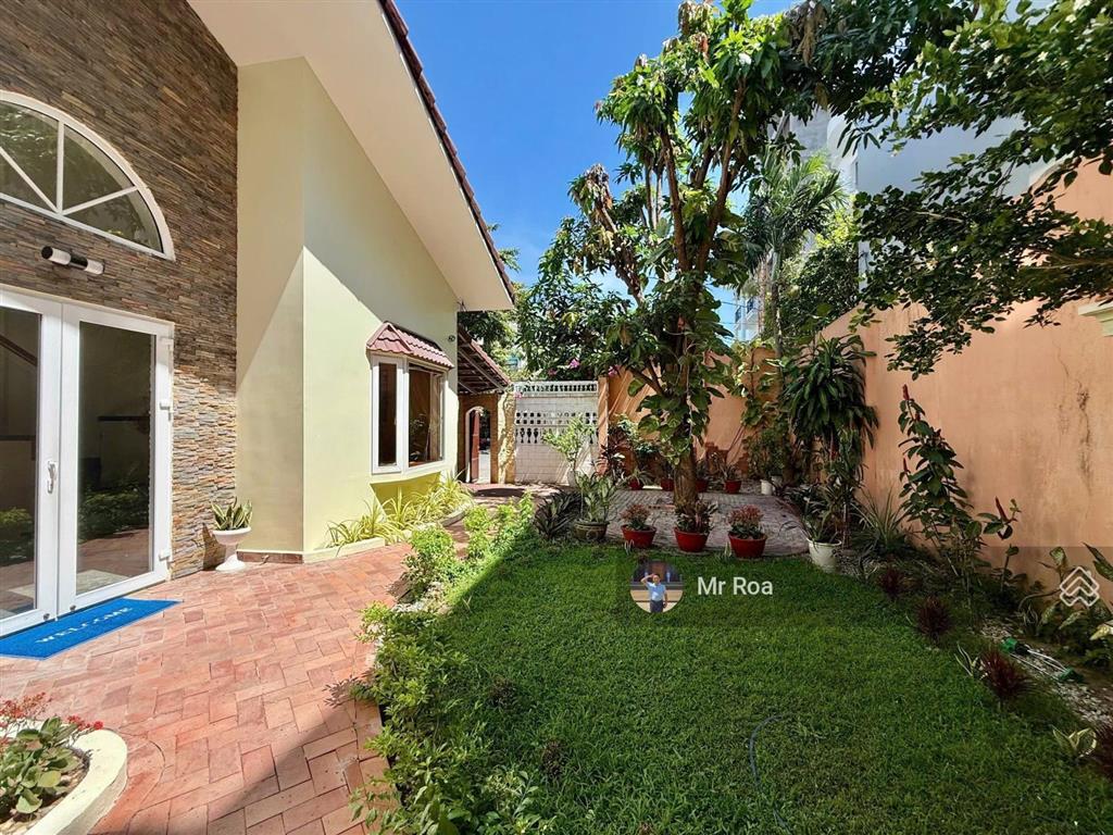 Căn nào rẻ hơn căn này trả lại tiền cọc ,bán đất tặng nhà 2 tầng chế lan viên đà nẵng, 241m2