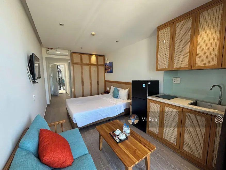 Hotel 8 tầng  29 phòng, ngay danh lam du lịch đà nẵng, sẵn dòng tiền thuê 200 triệu một tháng.