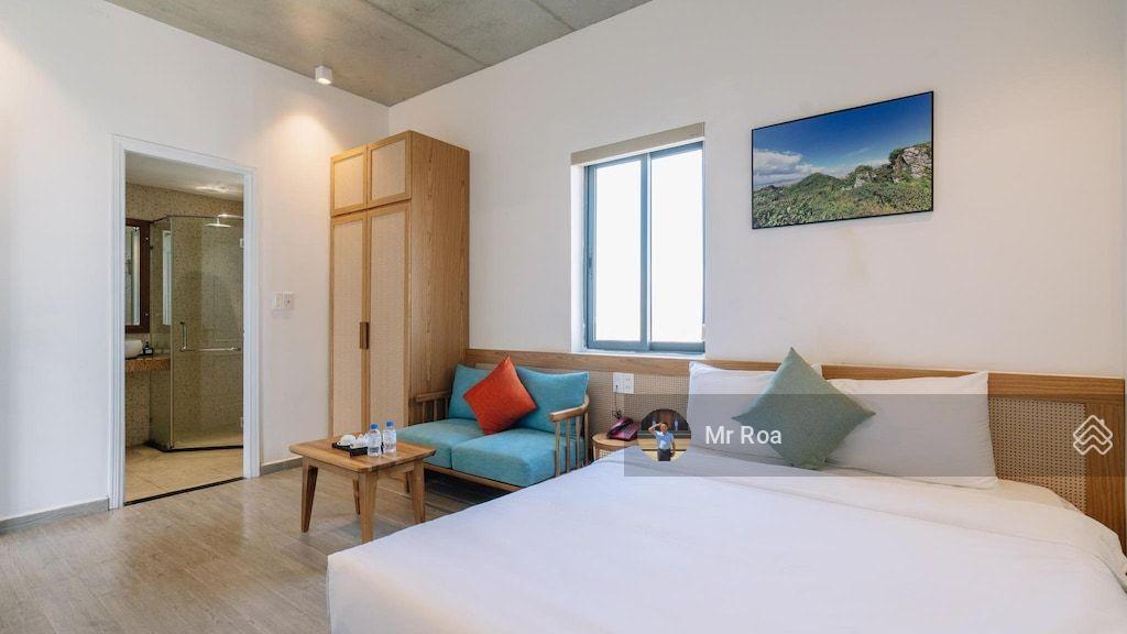Hotel 8 tầng  29 phòng, ngay danh lam du lịch đà nẵng, sẵn dòng tiền thuê 200 triệu một tháng.