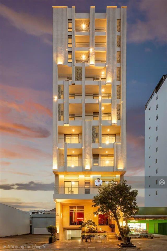 Giảm giá 5 tỷ chào bán khách sạn biển mỹ khê 11 tầng 40p  dòng tiền 4,2 tỷ một năm đã trừ chi phí