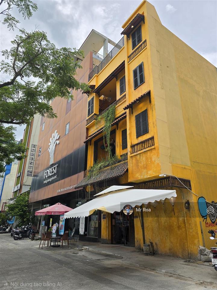 Cho thuê nhà 3 tầng mặt phố tuyến đường biển võ nguyên giáp đà nẵng, sẵn nhà hàng phố cổ hội an.