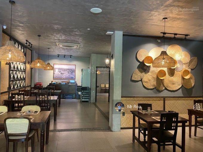 Cho thuê nhà 3 tầng mặt phố tuyến đường biển võ nguyên giáp đà nẵng, sẵn nhà hàng phố cổ hội an.