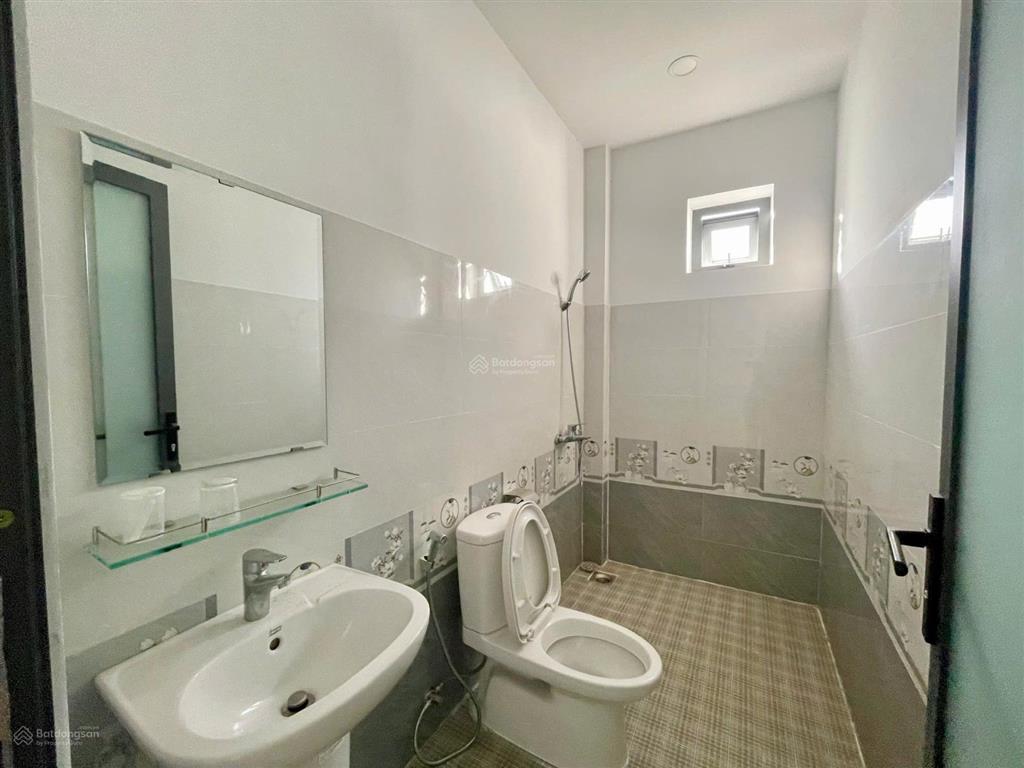 Cho thuê nhà 3 tầng kđt mỹ gia gói 2, đầy đủ nội thất, giá 16tr/tháng, gần bệnh viện, trường học