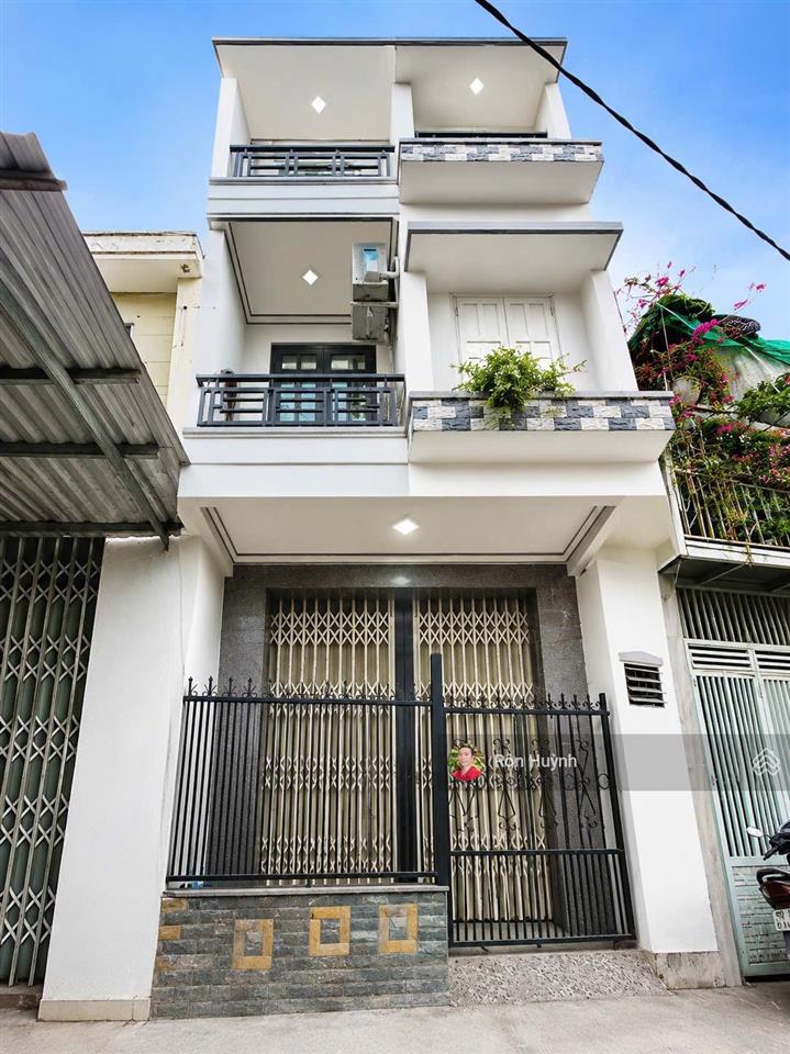 Nhà 3 tầng sát đường 8e kđt hà quang 2 dt 40m2 giá chỉ 3tỷ150 gần chợ, siêu thị, trường học
