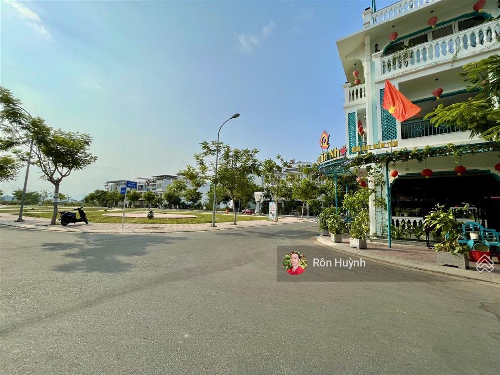 Cho thuê nhà 3 tầng kđt hà quang 2 nằm đối diện công viên có thang máy giá chỉ 22tr/tháng