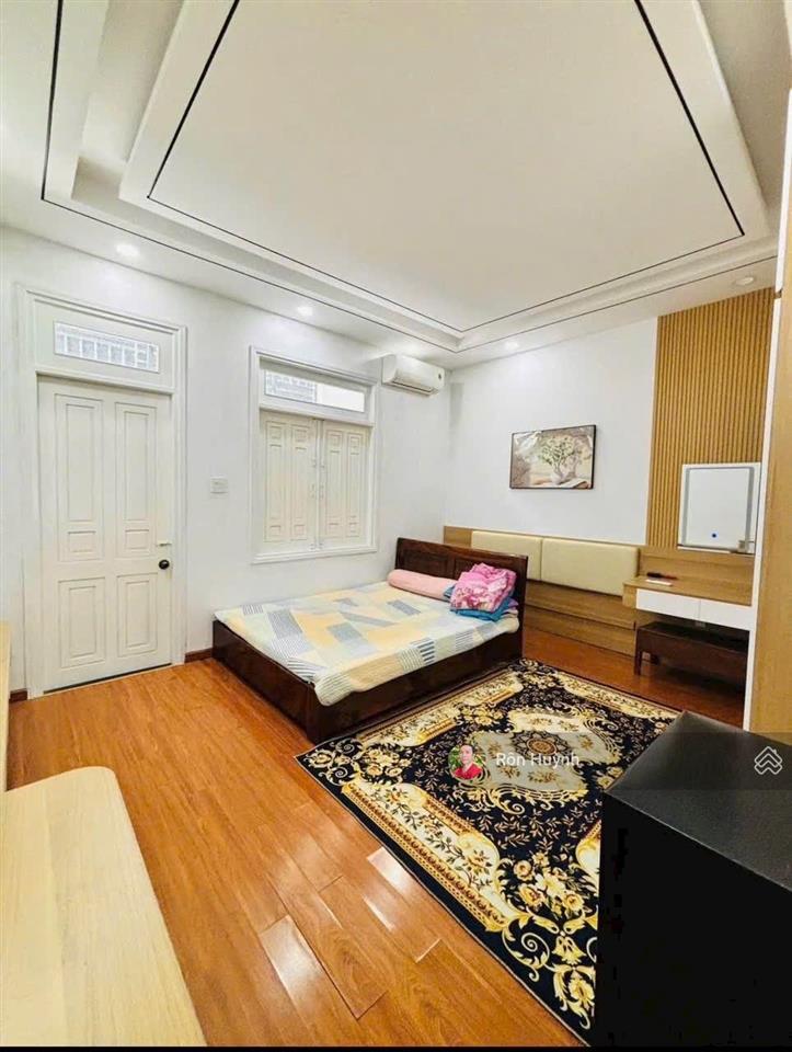 Cho thuê nhà 3 tầng kđt hà quang 2 nằm đối diện công viên có thang máy giá chỉ 22tr/tháng