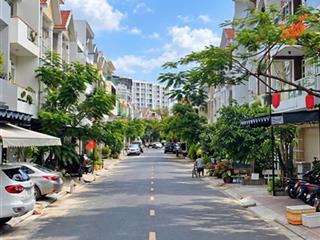 Nhà đẹp 3.5 tầng trong khu đô thị nằm tttp nha trang gần chợ, siêu thị cách biển 1km chỉ 20tr/tháng