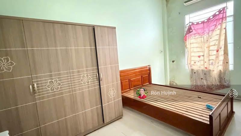 Nhà nguyên căn giá hời khu vcn phước hải tttp nha trang vị trí vừa ở vừa kinh doanh  11tr/tháng