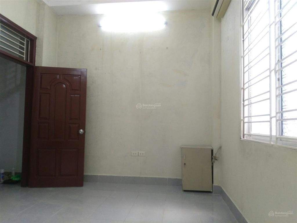 Cho thuê tầng 2 nhà mặt phố 473 vũ tông phan, khương đình, thanh xuân, 8 triệu, 50 m2, view đẹp